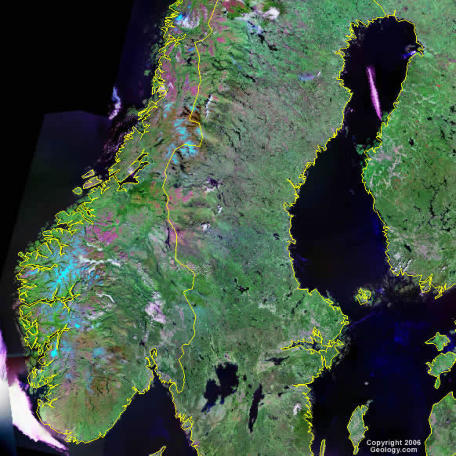Норвегия широта. Норвегия со спутника. Карта Норвегии Спутник. Леса Норвегии Спутник. Побережье Норвегии со спутника.